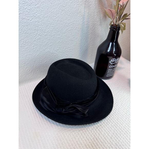 Bollman Black Wool Felt Hat Vintage Bow Detail 1920s Cloche Derby Style - Picture 3 of 6